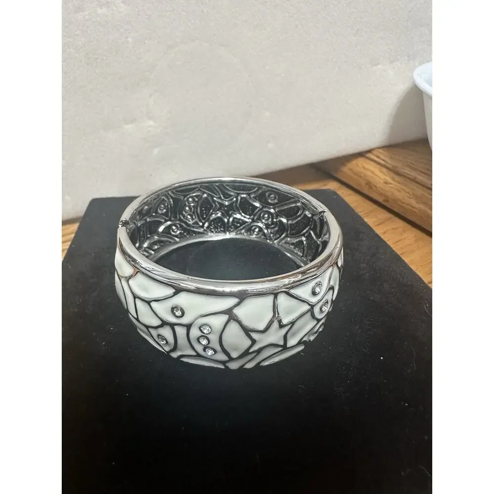 Sequin Nordstrom Silver Tone White Statement Enamel Bangle Bracelet #57